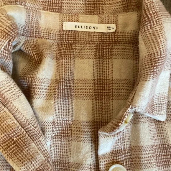 Flannel - Picture 5 of 6